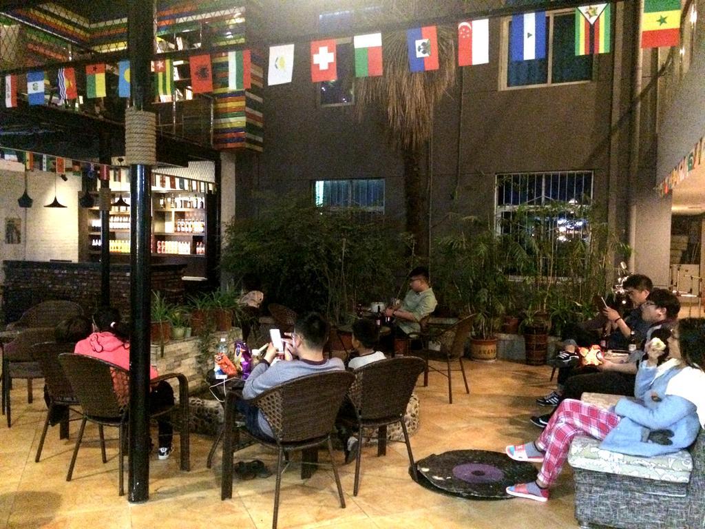 Xi'An Rainbow Youth Hotel Exterior foto